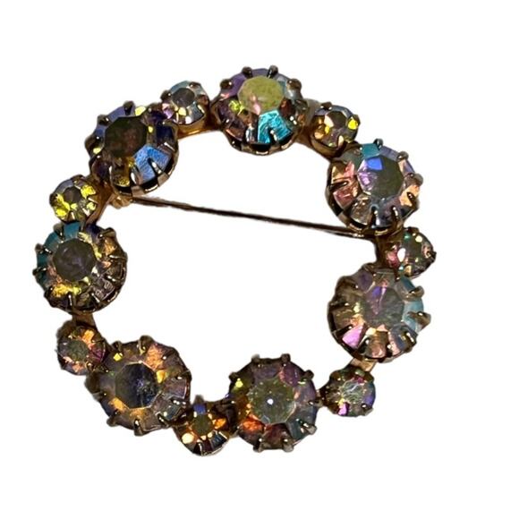 Vintage Aurora Borealis AB Rhinestone Circle Brooch Pin Round Gold Tone - Picture 4 of 4
